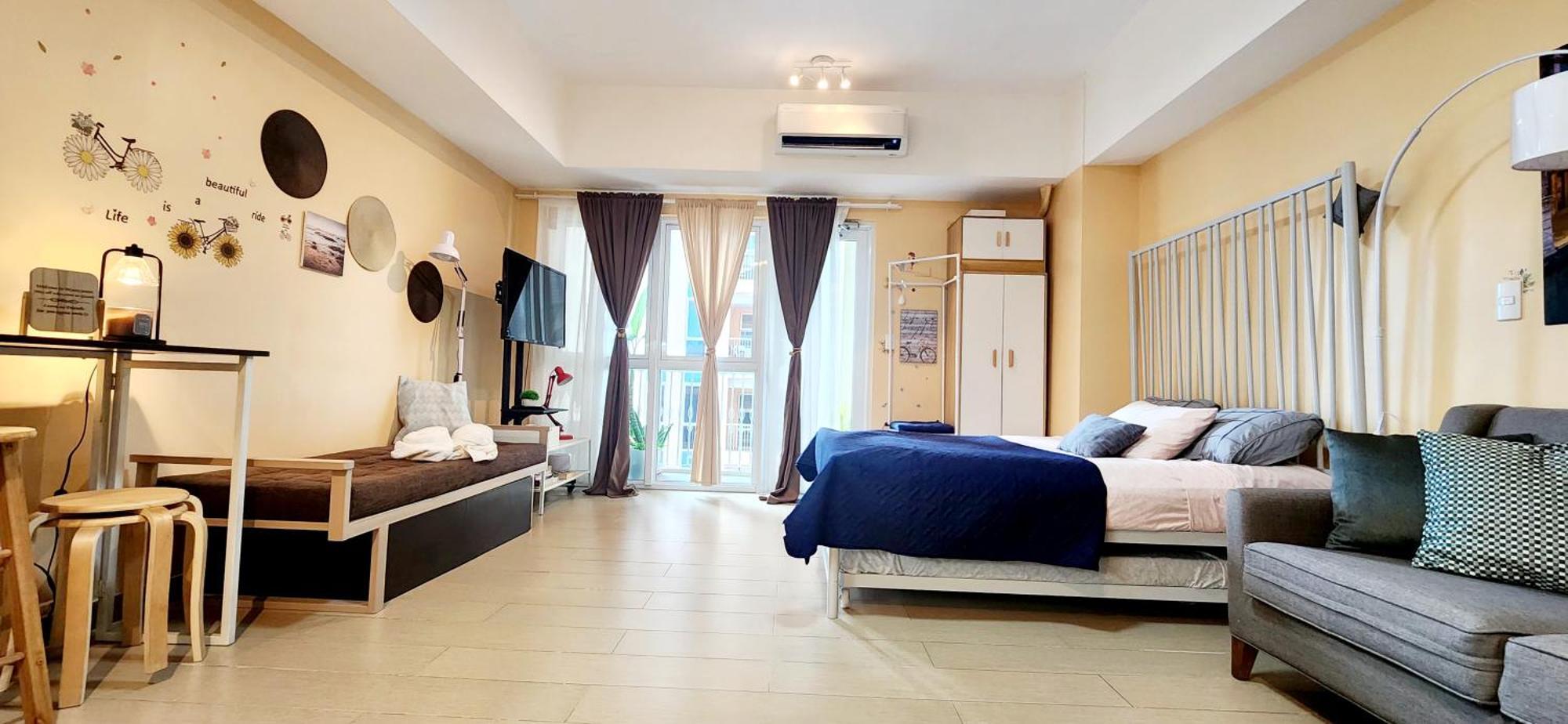 Spacious Cozy Suite At The Venice Mall With Free Parking And Washing Machine (Adults Only) Taguig Bagian luar foto